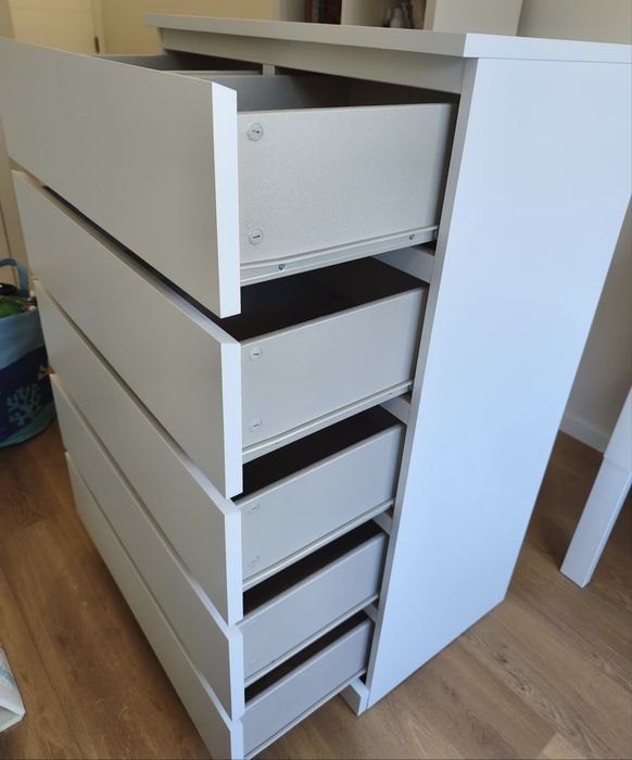 Cómoda IKEA MALM 6 Gavetas – Como Nova