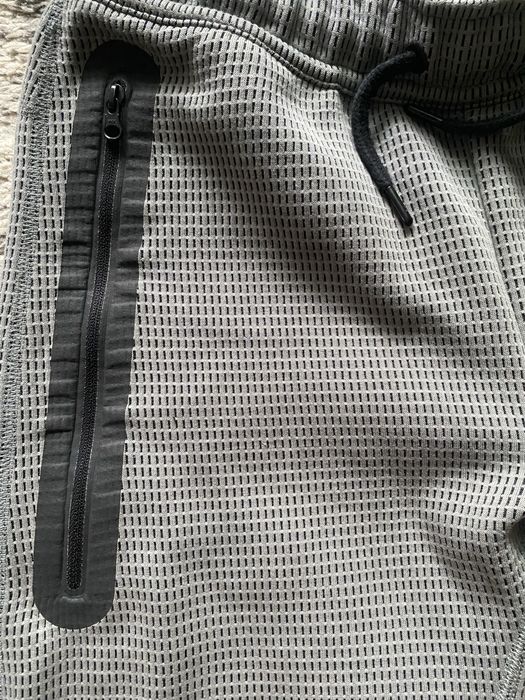Штани Nike tech fleece