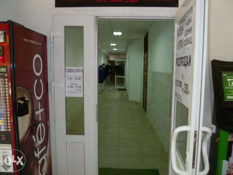 Оренда від 700 до 15 кВ.м. , офісних та торгових приміщень. Конференц