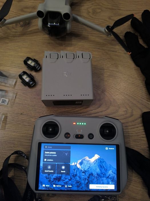 Dron  Dji Mini 3 Pro RC  Fly More Combo + dodatki