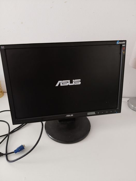 Monitor Asus 19 cali