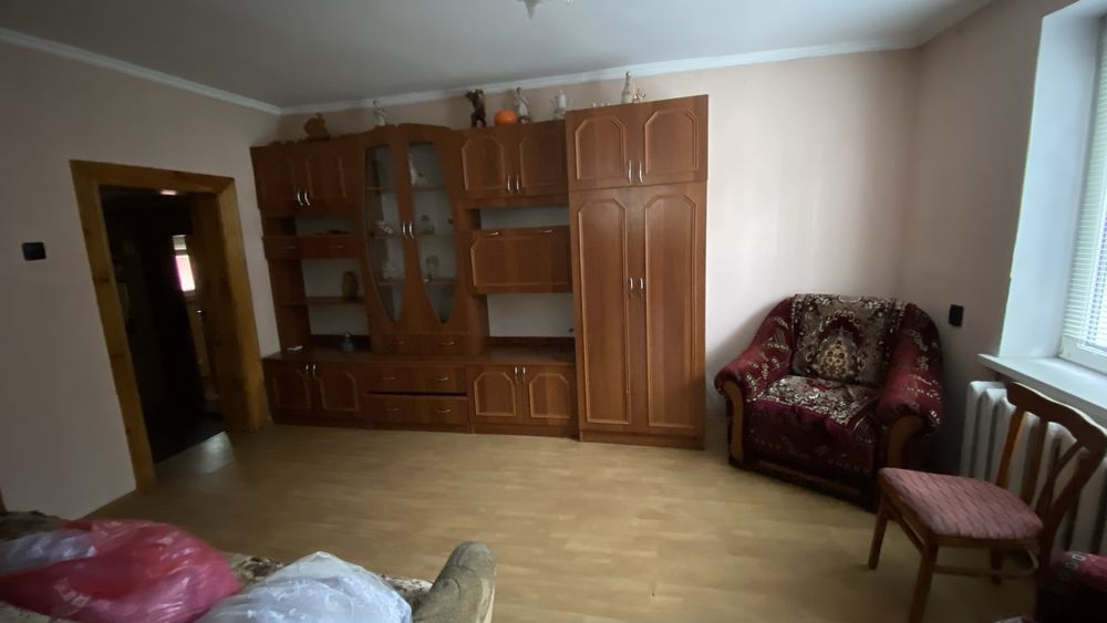 Продам 2 суміжні земельні ділянки з житловими будівлями