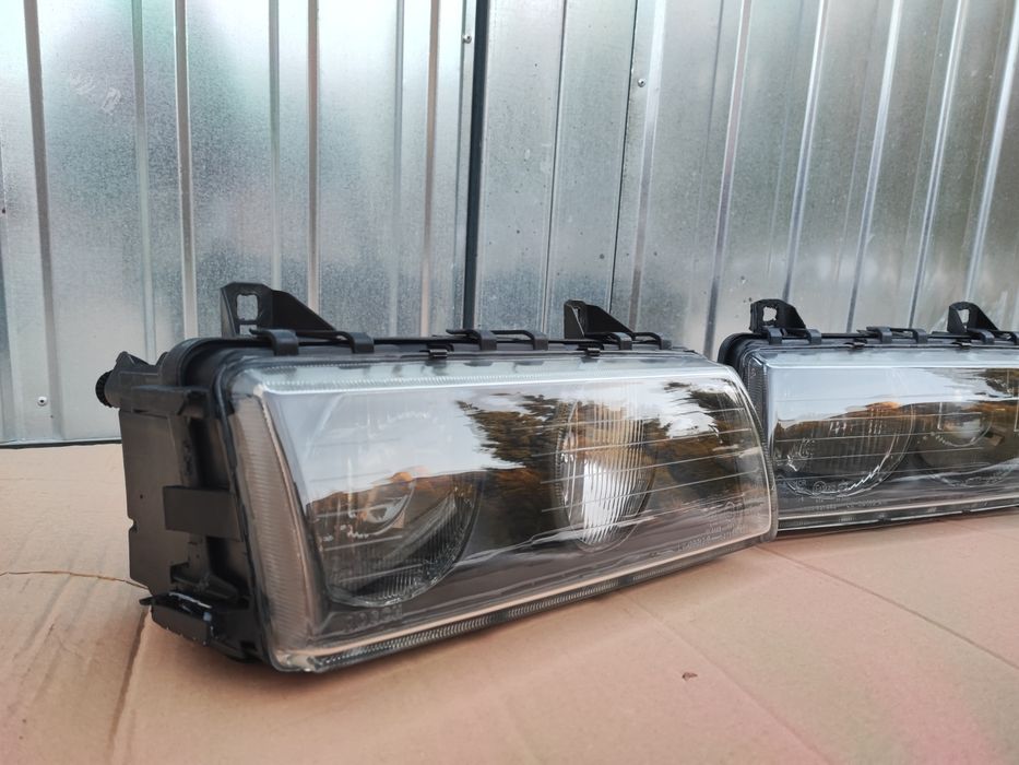 BMW E36 Lampy Black BOSCH Soczewka Regeneracja Szkła Krzyże Przesłony!