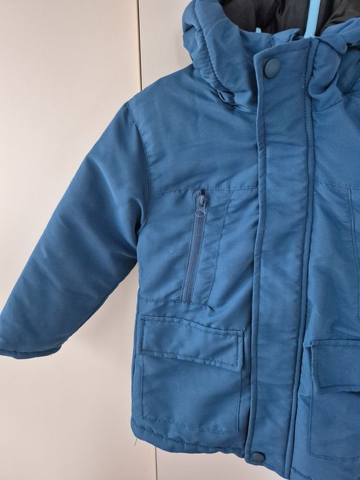 Ocieplana kurtka dla chłopca na cieplejsze zimowe dni lub przejściówka