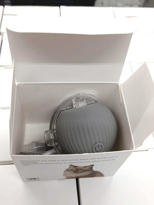 Bola USB Vibra Para Gatos e Cãos