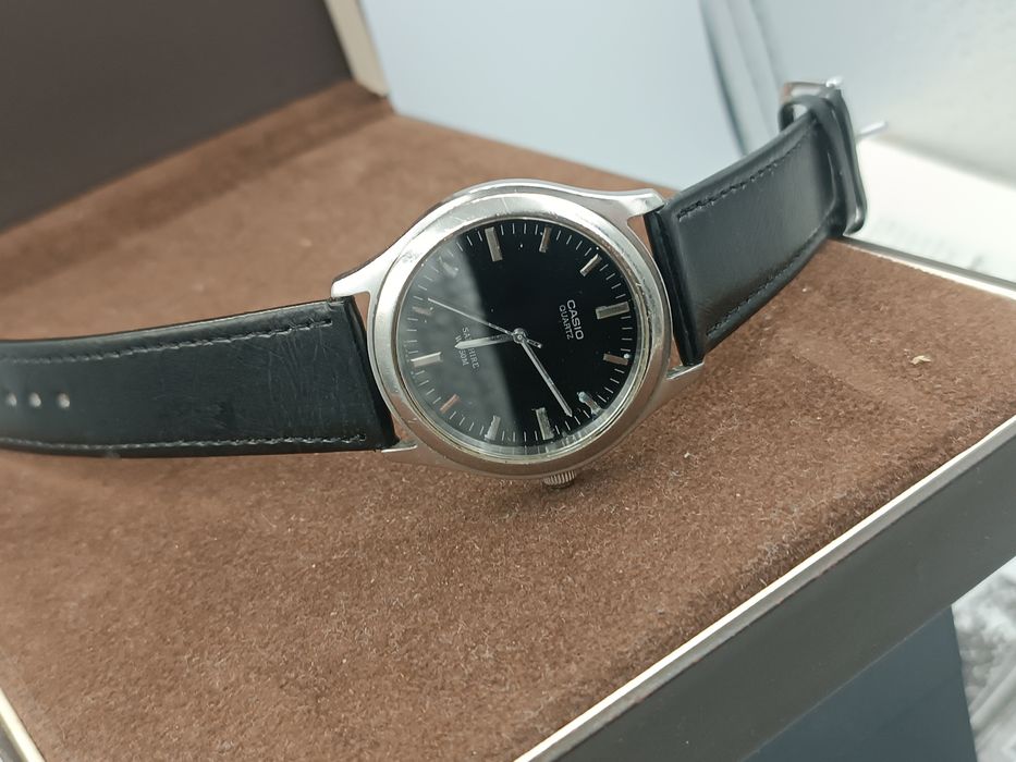 Zegarek casio quartz