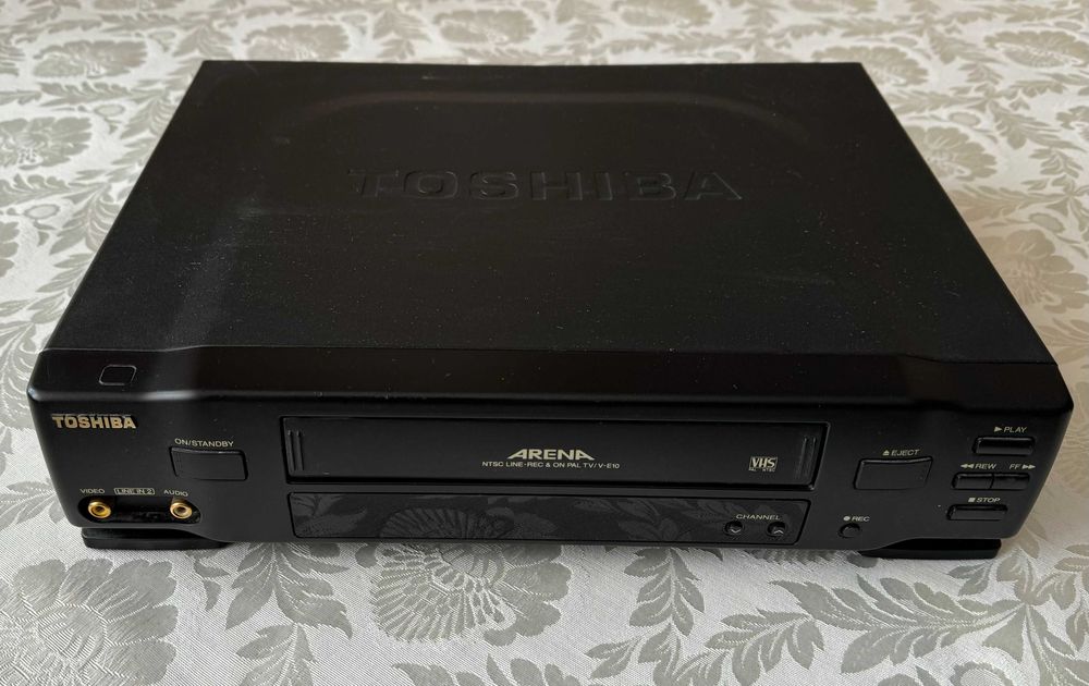 касетний відеомагнітофон TOSHIBA