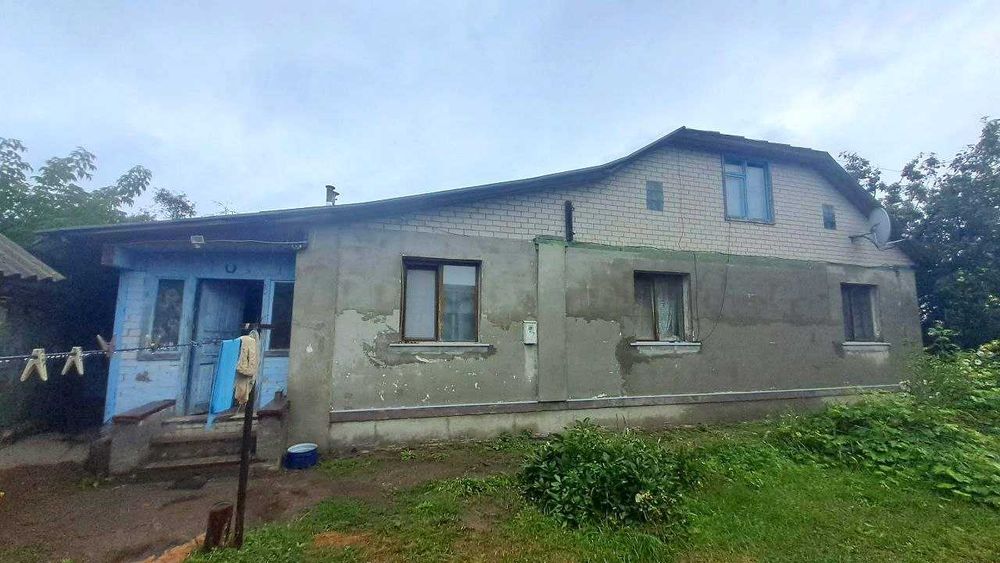 СМ Продам будинок 171 м² центр Брусилова для великої родини