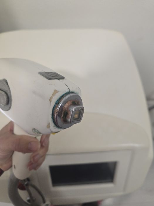 Equipamento depilação laser LEASEIR
