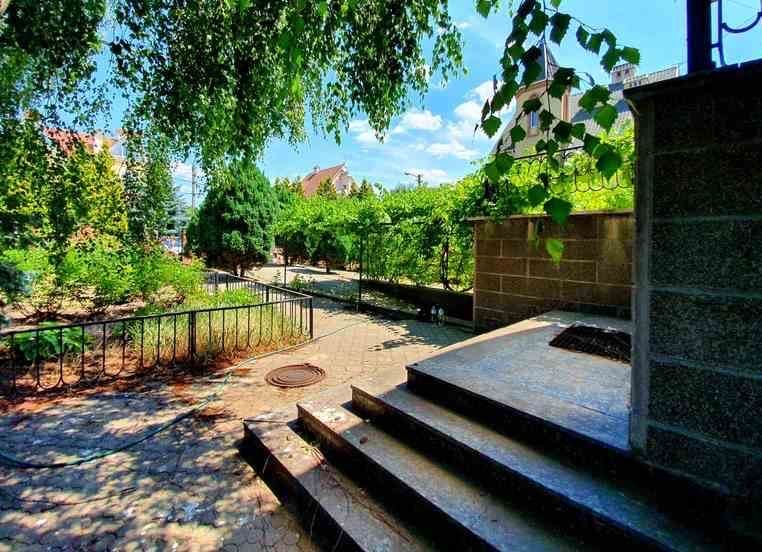 Продам дом пос.Звездный/Подгороднее