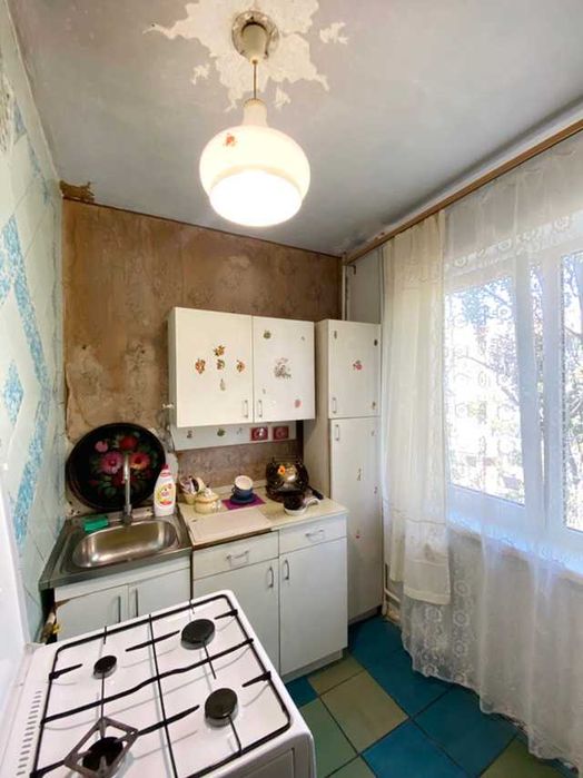 Продаю 3-кімнатну квартиру в районі ПТЗ, вул. Південна.ц6