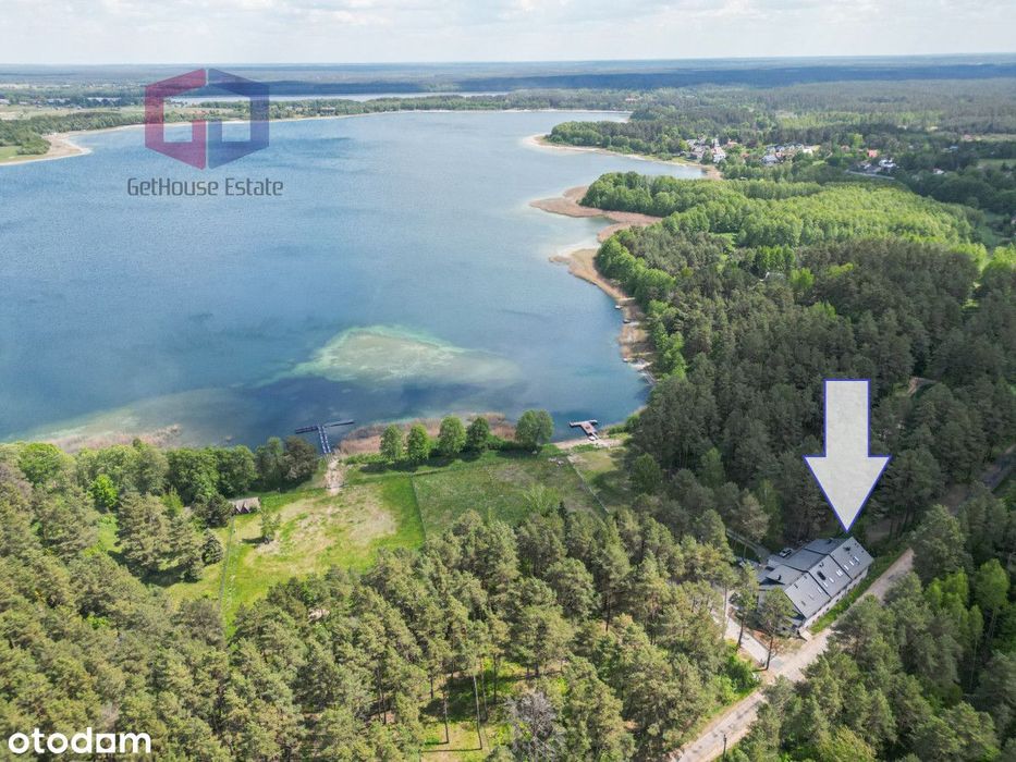 Dom w lesie z własną plażą nad jeziorem Świętajno