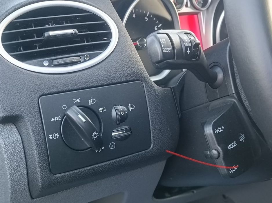 Ford Focus Mk2 1.8 benzyna 2008r. zadbany