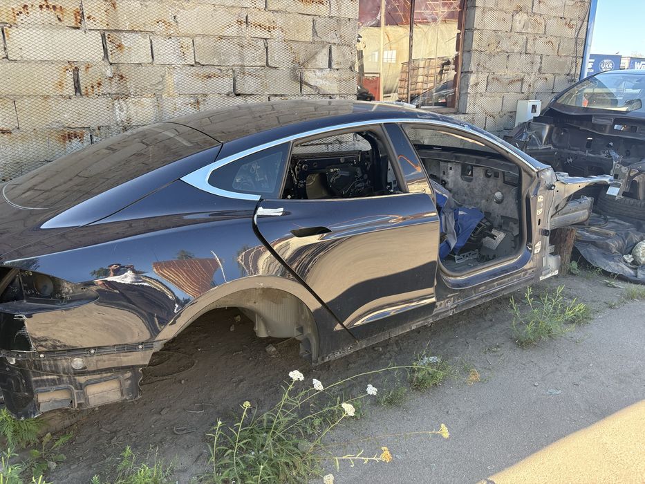 Даерь,ляда,ланжерон,порог tesla s