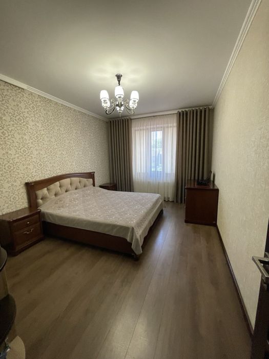 Продам дом на Таирова /Левитана