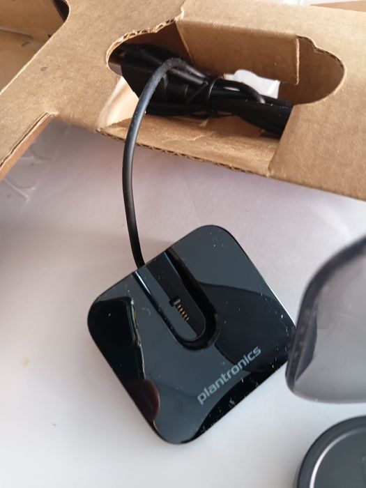 Auricular Profissional Plantronics Voyager Legend  UC ( Novo/Selado)