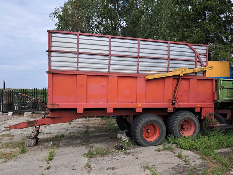 Rozrzutnik obornika przyczepa objętościowa