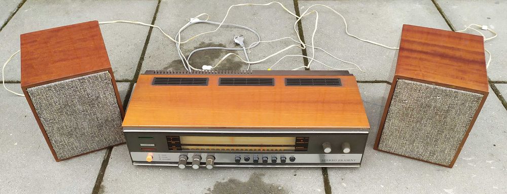 Odbiornik radiowy Stereo-Prasent 2401 z głośnikami (DDR, lata 70)