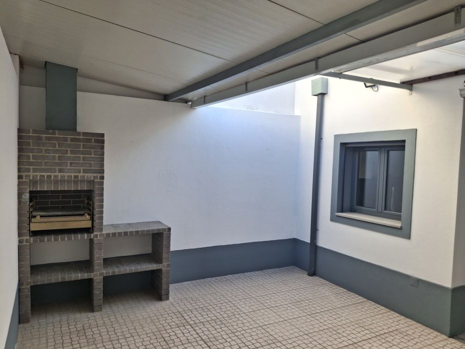 Casa térrea aluga-se Cartaxo