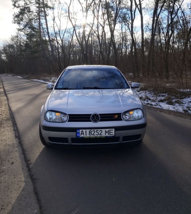 Продам      гольф             4