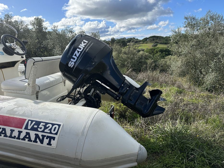 Semirigido Valiant 520/Suzuki 60/Atrelado