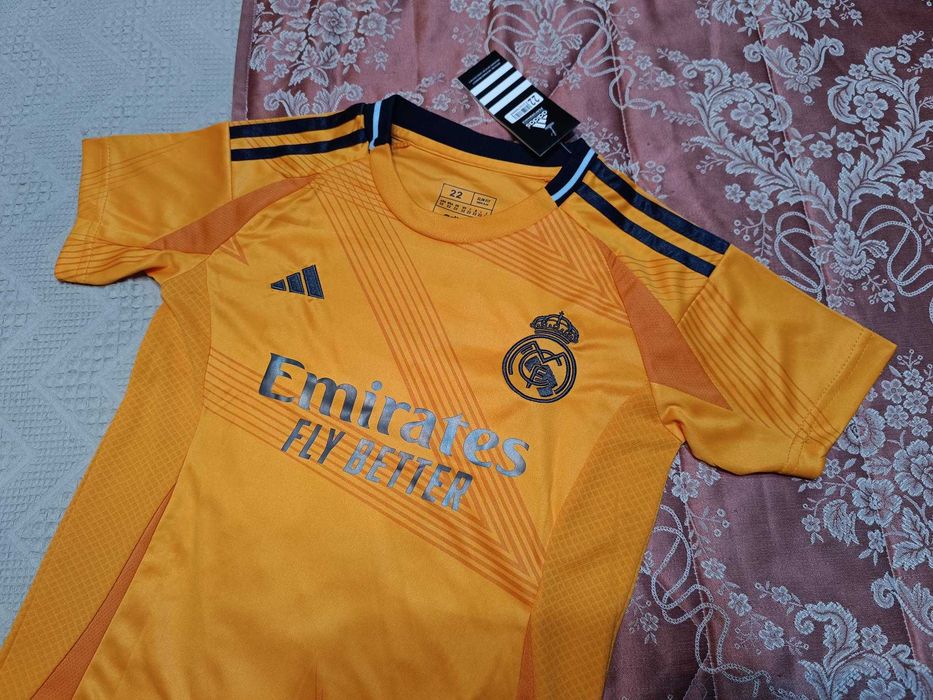 Camisola Criança Mbappe Equipamento Real Madrid Alternativo | NOVO