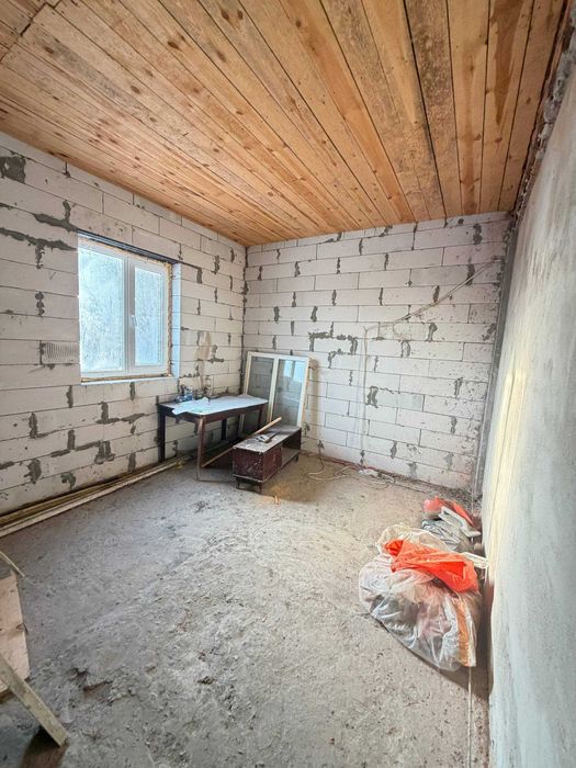 Терміновий продаж приватного будинку з комунікаціями , 2х до зупинки