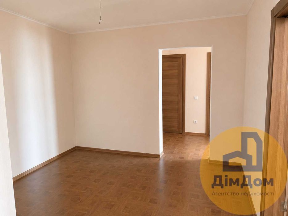 Продаж  3-кімнатної квартири / Ревуцького 54-Б / ст.м Харківська / 102 м2