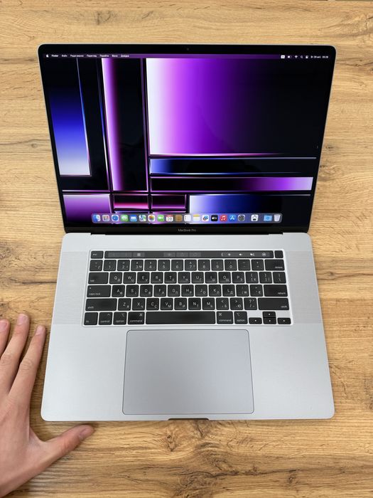 Магазин - 16” 2019 MacBook Pro i9/16GB/1TB SpaceGray - Рідна Батарея: 100% - Гарантія