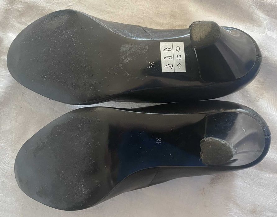 Czarne eleganckie czółenka rozm. 38
