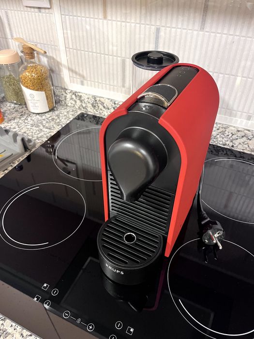Máquina Nespresso UMat Krups