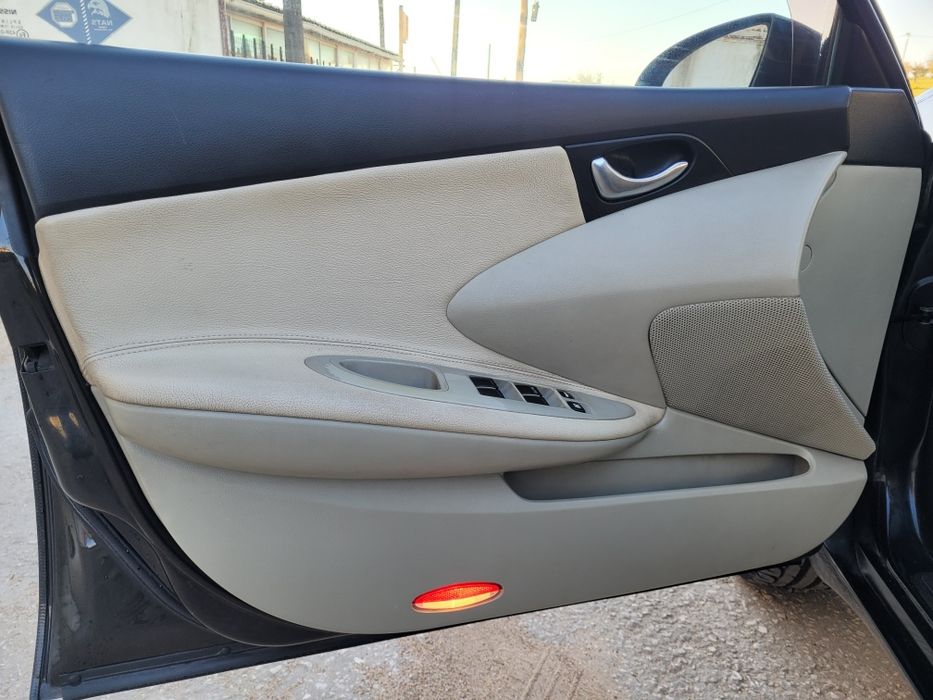 Nissan Primera.  P 12  Gasolina.