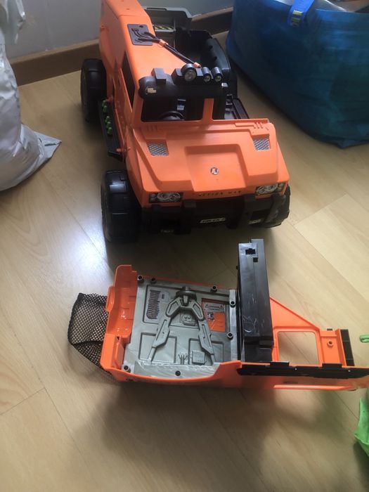 Carro jipe Ation man