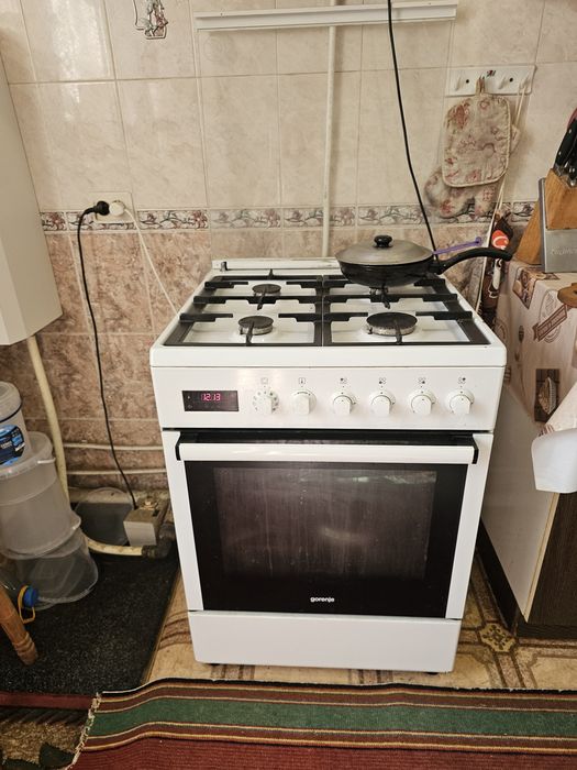 Продаж 2-х будинків по  вул.Локомотивна/120м2/ меблі техніка