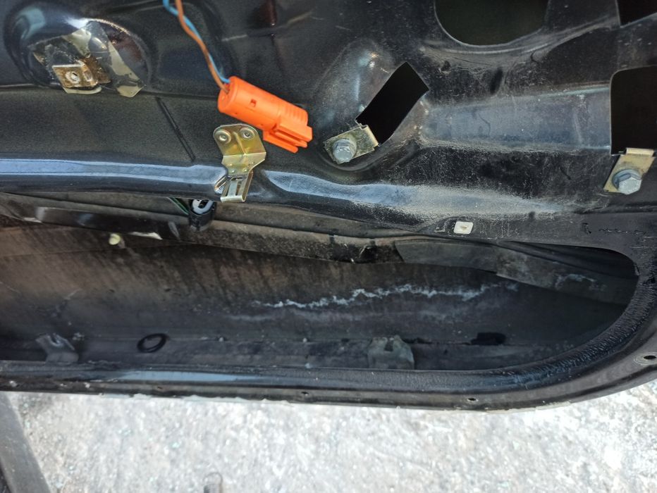 BMW e39 sedan drzwi prawe  lewe 303/9 przód tył zdrowe maska tanio