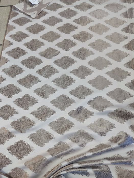 Materiał zasłonowy brąz i beż