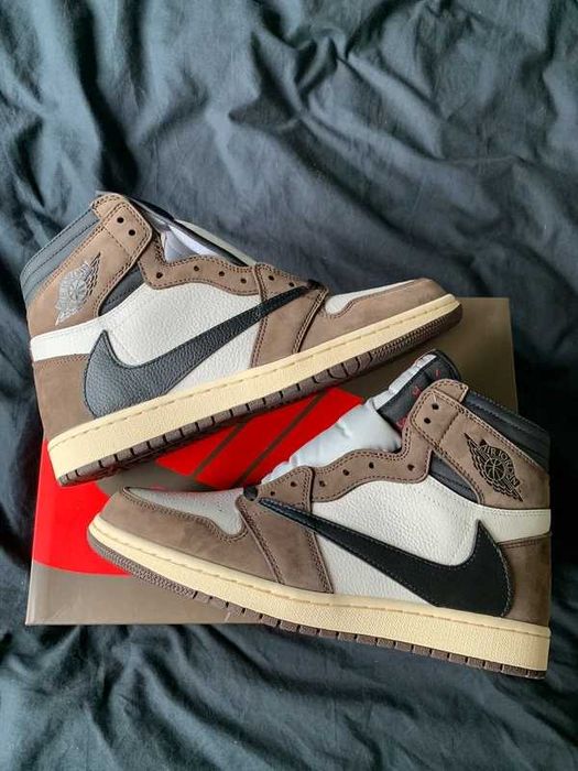 Jordan 1 Retro High OG SP Travis Scott Mocha R.40