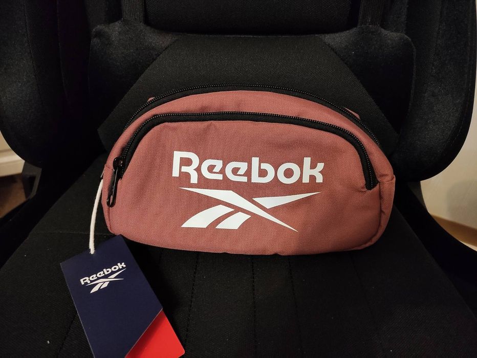 Сумка на пояс,  бананка Reebok