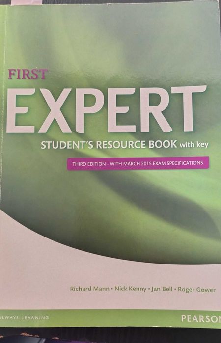 First Expert 3ed Student's Resource Book with key ćwiczenia
