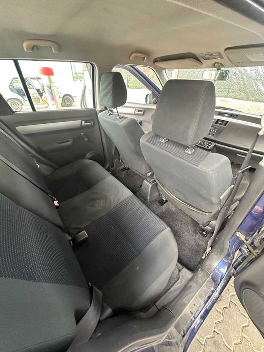 Carro SUZUKI 2009 Swift