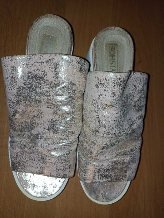 Женские шлепки кожа