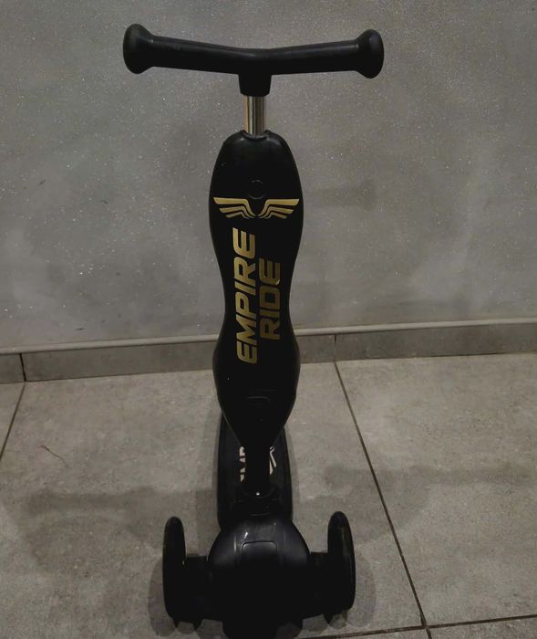 Hulajnogi Empire Ride