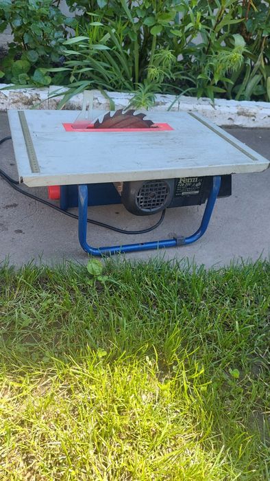 Пила циркулярка дискова електропила ferm циркурярна