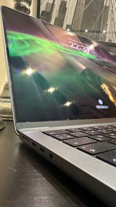 MacBook 14 Pro M1 Pro 512GB