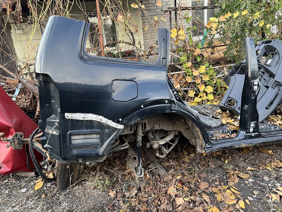 Крыло, четверть задняя правая Pajero Wagon 4