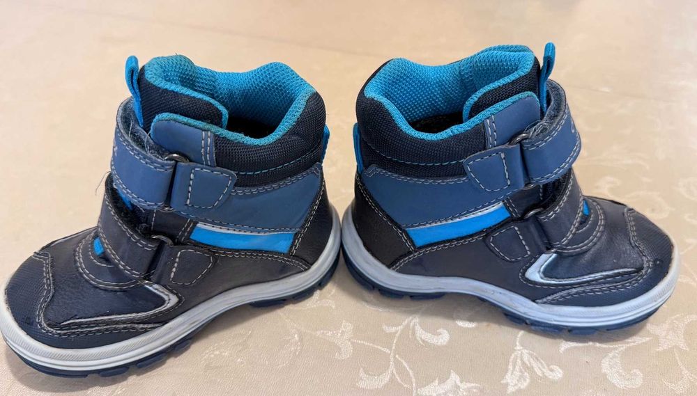 Дитячі черевики Geox