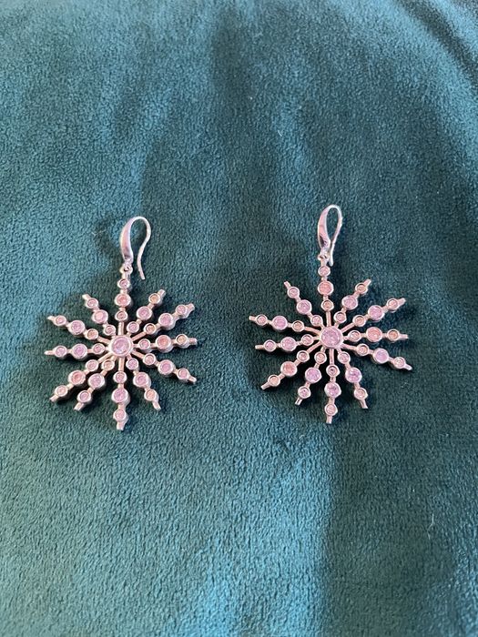 Piękne srebrne kolczyki gwiazdy Apart