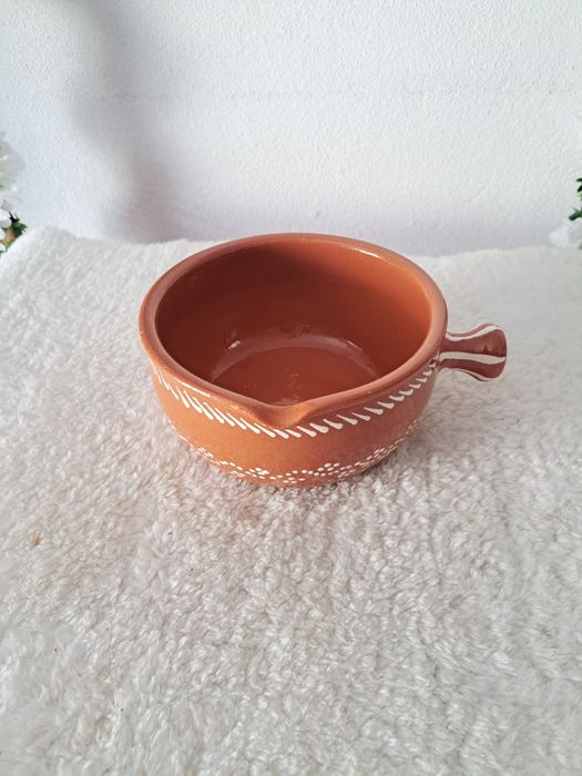 Tacho em barro com pega