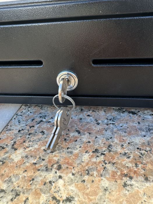 Pos com gaveta e registadora sem software