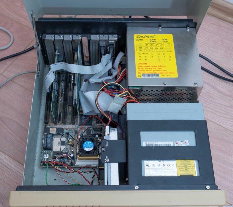 Zestaw komputerowy 486 100mhz, 32ram, monitor klawiatura Gdańsk ...